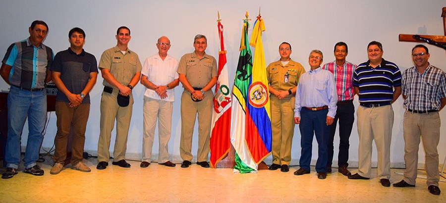 Asistentes a la reunión de coordinación.   (Foto cortesía Dirección de Hidrografía y Navegación Marina de Guerra del Perú)