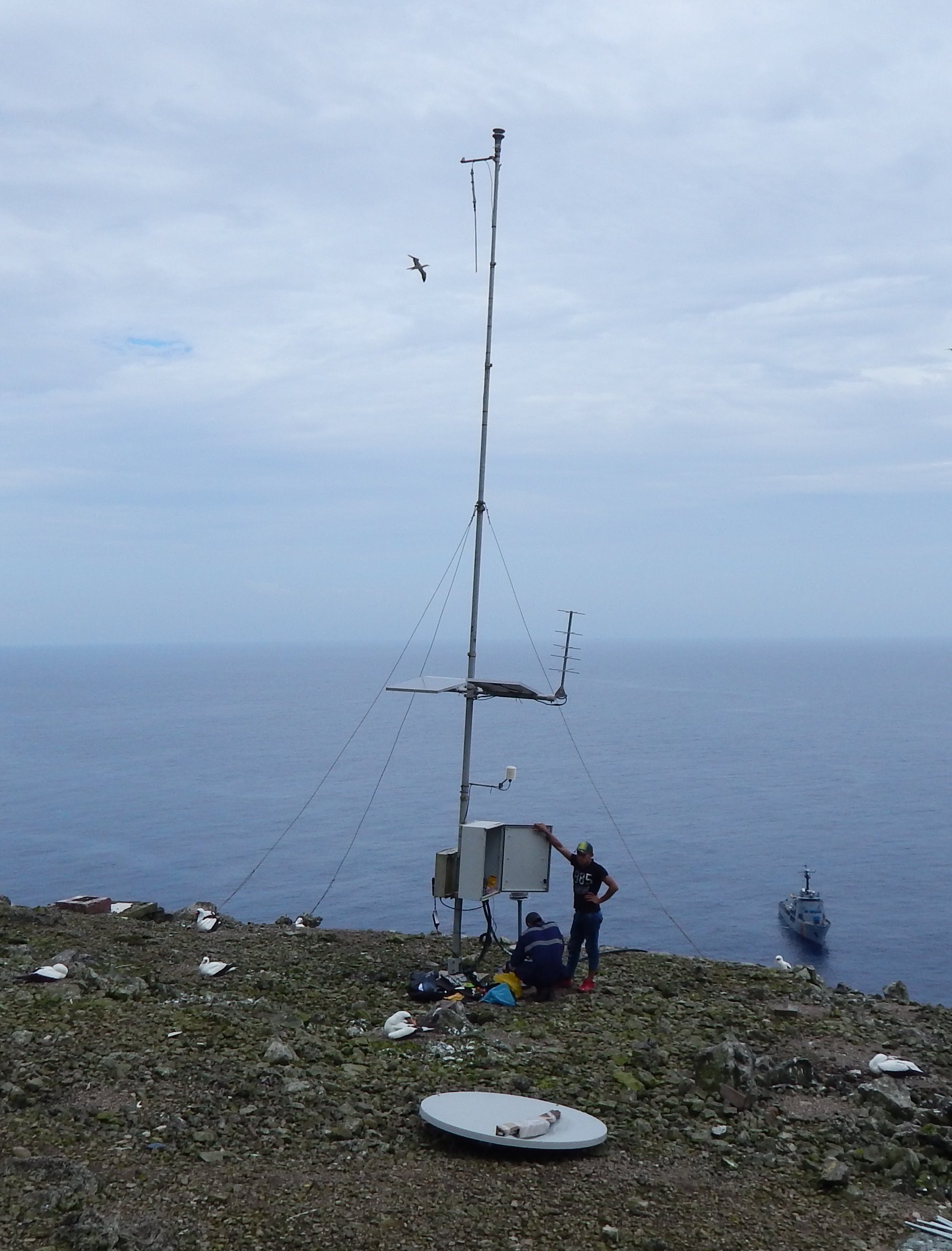 Estación Remota de Servicio de Tráfico Marítimo en la Isla de Malpelo.