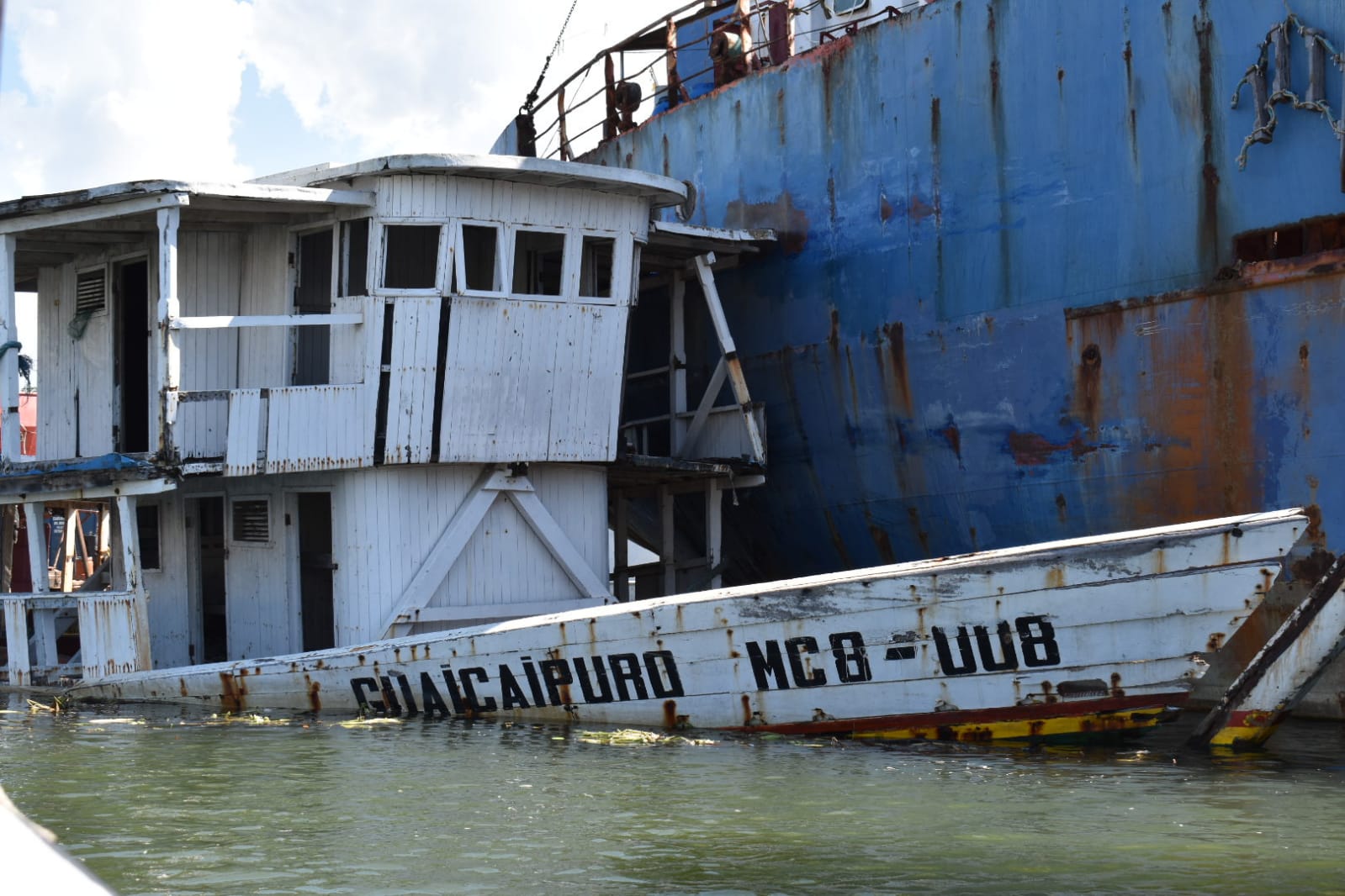 En inspección a motonaves en la bahía de Cartagena se encontraron 7 inactivas