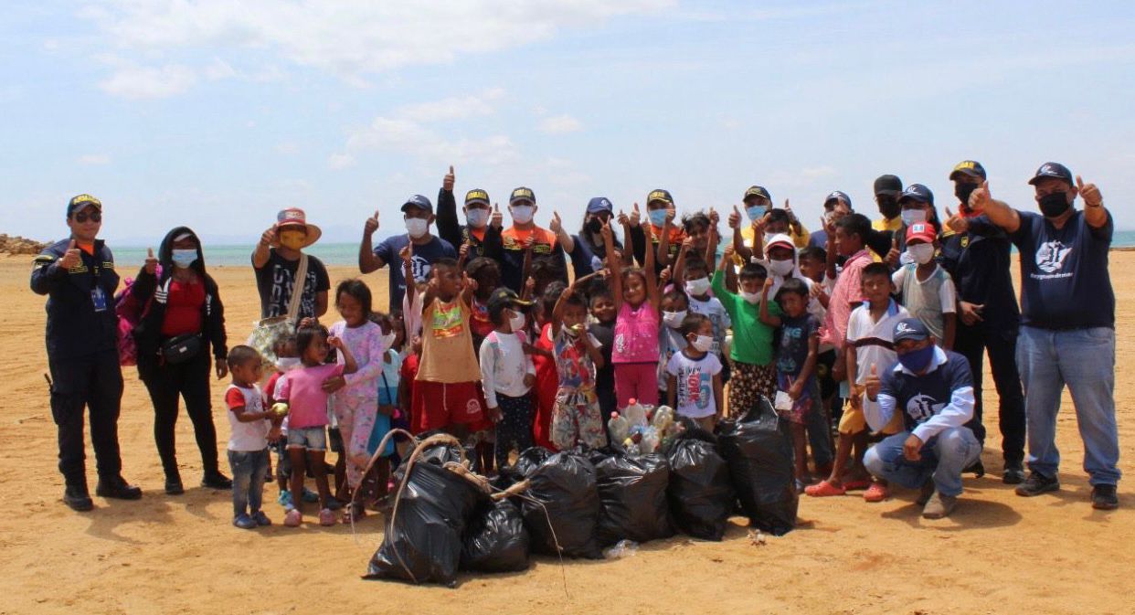 En la Alta Guajira, Dimar conmemora el Día de la Gente de Mar con trabajadores portuarios y pescadores artesanales de la región