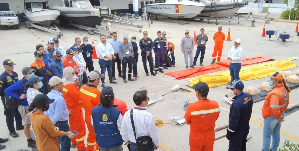 En  Santa  Marta,  Dimar  fortalece  sus capacidades  para  atender  emergencias por derrame de hidrocarburos