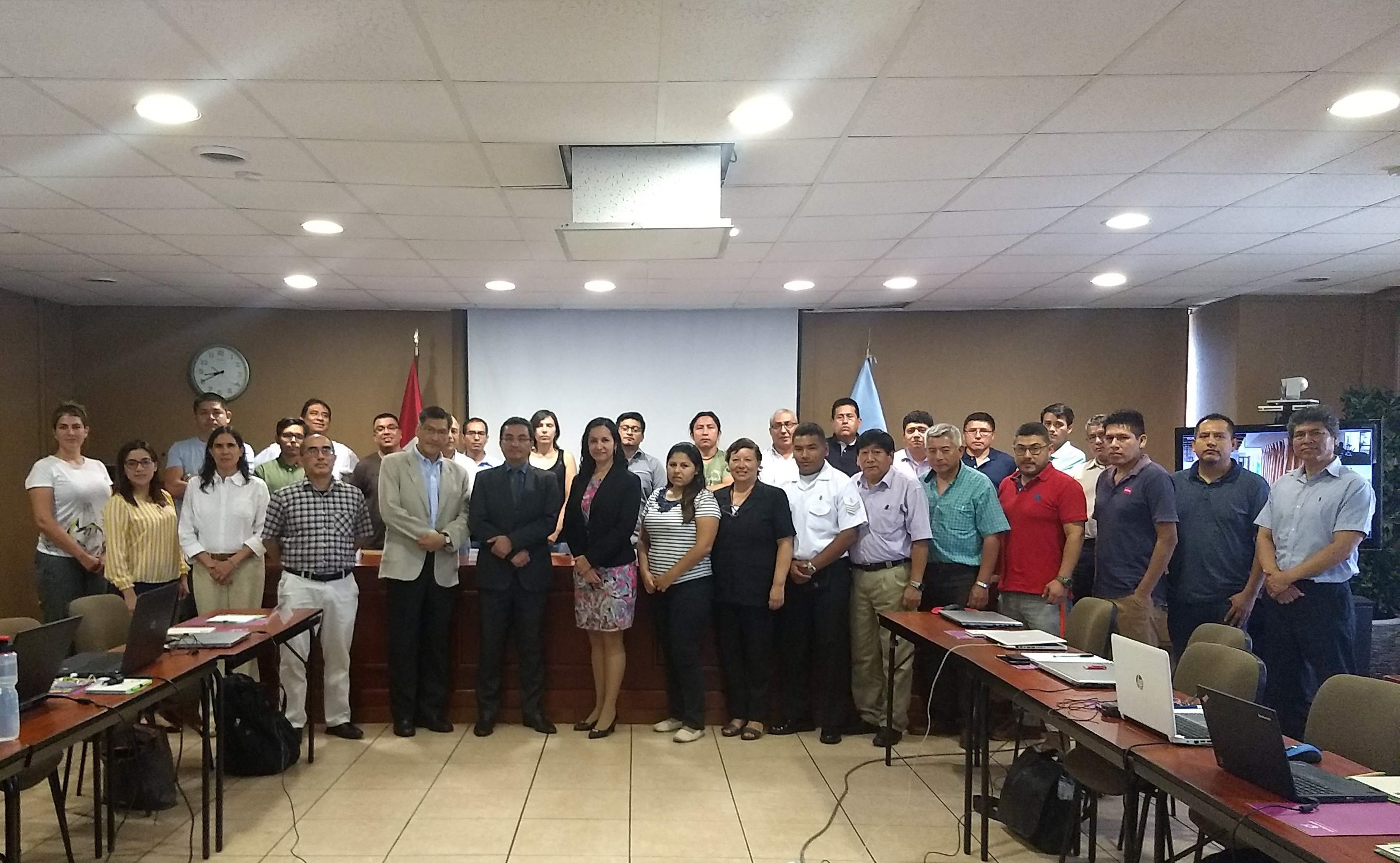 Dimar realizó taller sobre gestión de datos oceanográficos en Perú