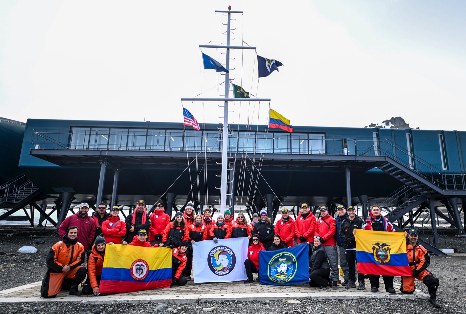 El buque ARC "Simón Bolívar" arribará por primera vez a territorio Ecuatoriano 