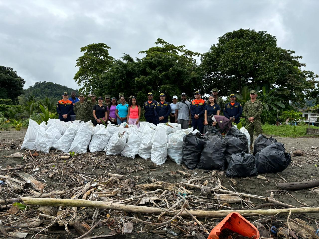 Dimar recicló más de 5 toneladas de residuos sólidos en las playas del país