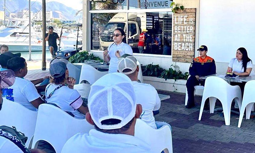 En Santa Marta, 60 capitanes de naves fortalecen conocimientos en normatividad y protección del medio marino