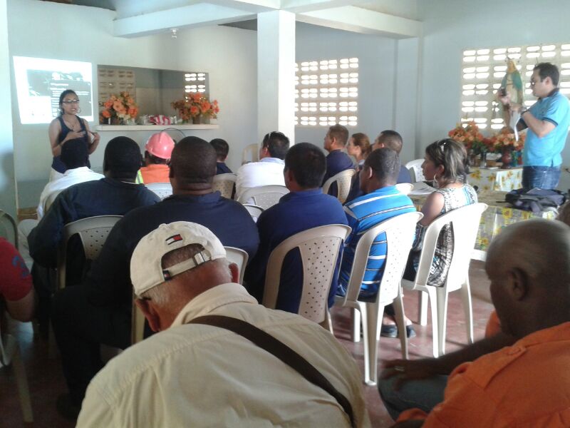 Charlas ambientales en La Guajira