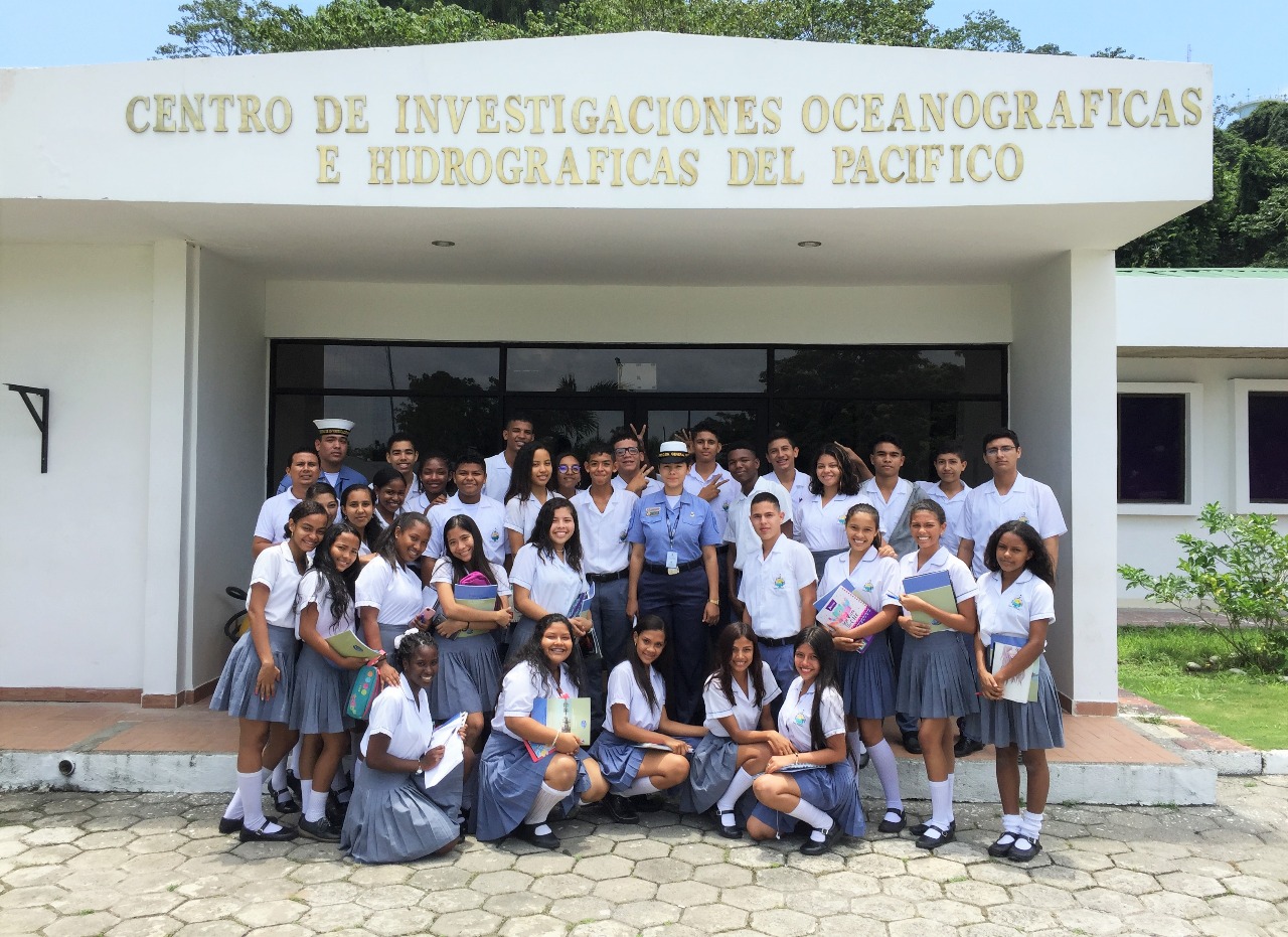 Dimar recibe en Tumaco visita de colegios y universidades