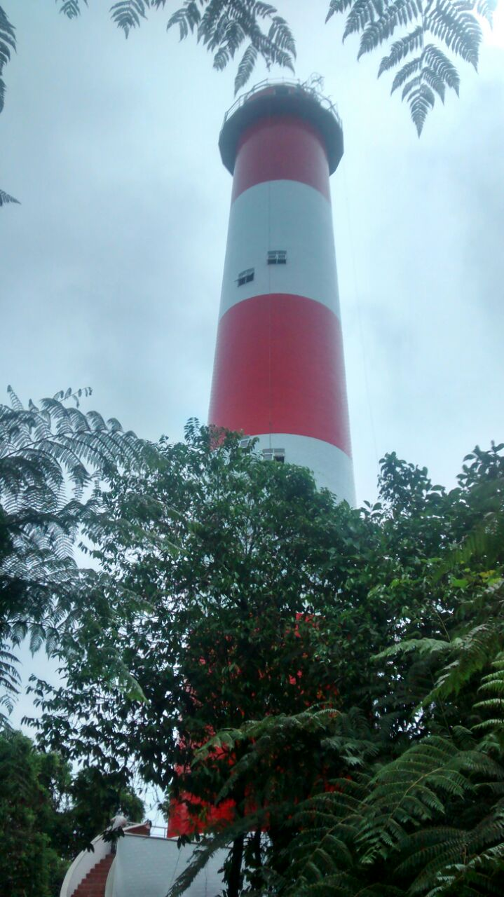 Inaugurado primer faro histórico de Colombia en el Pacífico colombiano