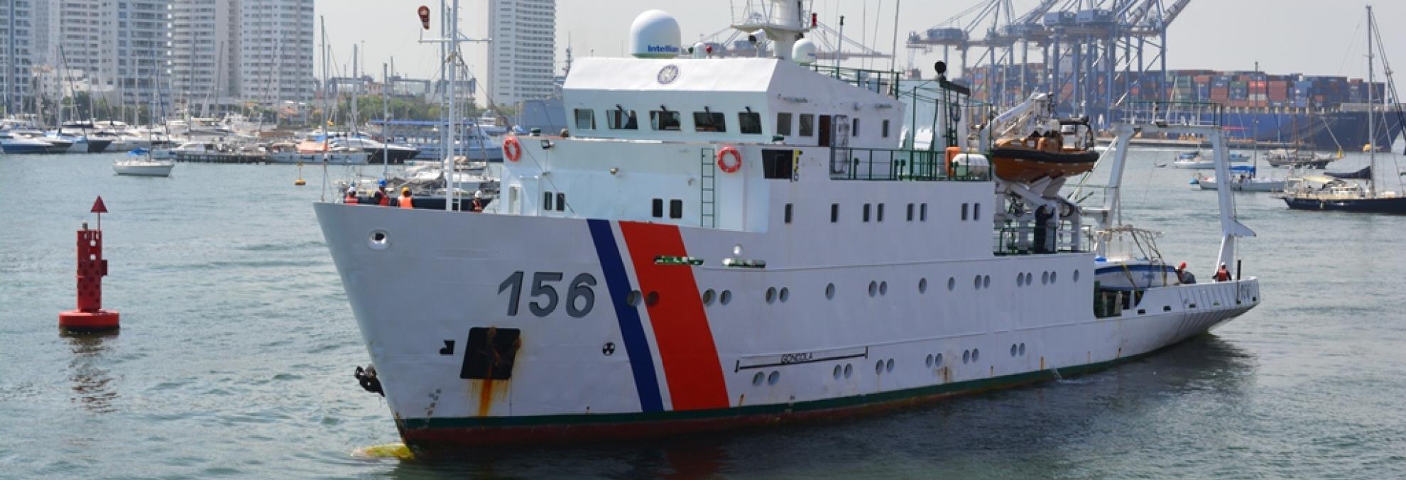 Dimar y Guardacostas rescatan velero a la deriva en Islas del Rosario