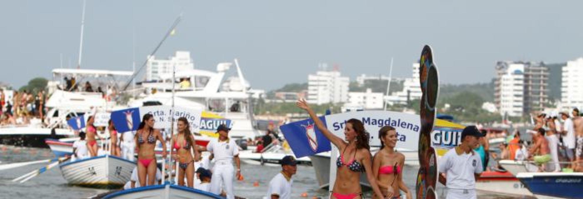 Desfile de Balleneras, con motivo de las fiestas de la Independencia de Cartagena