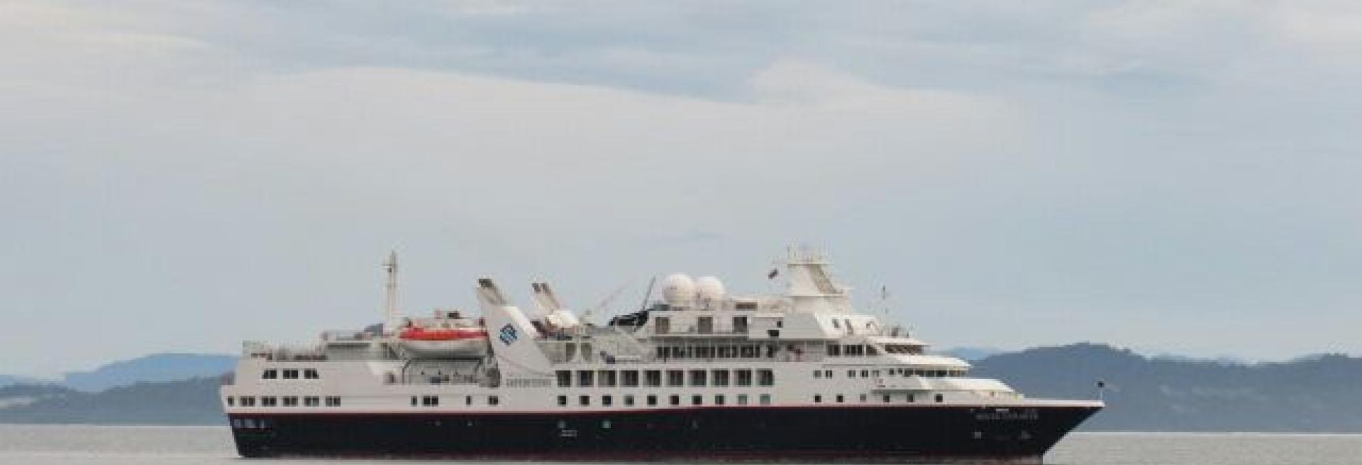 Crucero internacional ‘Silver Explorer’ visitó las aguas del Pacífico chocoano